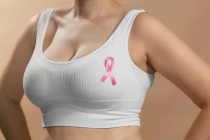 Image of a woman in solidarity with breast cancer victims.